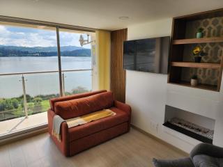 Increíble apartamento con vista panorámica al lago Sochagota - 4
