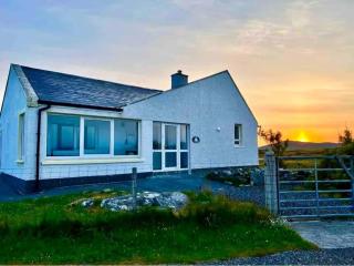 Taigh Morangie, Stoneybridge, South Uist, Outer Hebrides - 0
