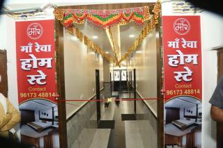 Maa Rewa Homestay - Sānāwad - 8