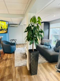 Main Street - North Hatley - 9