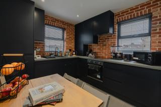 Cosy Flat Sleeps 5 -Links to Central London - Flat 3 - 0