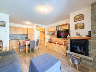 Aprica , Lusso a 300m dalle Piste da Sci, Garage Privato e Deposito Sci Gratuito - Le Bratte - 9