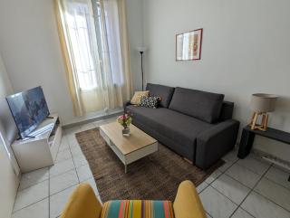 Proche du centre ville, calme, climatisé, avec 2 salles d'eau - Perpignan - 0