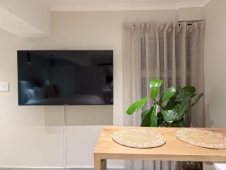 LUX Stylish Studio, 24Hr Security - Mouille Point, Walk to Promenade & 5mins to Beach ! - Città del Capo - 3