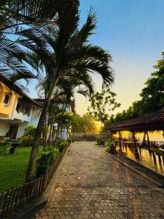 Balance Beach Resort - 4