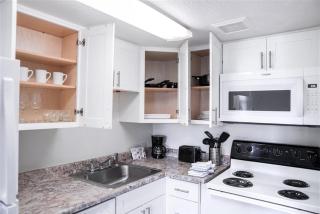 240 Fully Furnished, WiFi Included - Scottsdale - 3