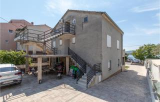 Stunning Apartment In Turanj With Wifi - Turanj - 0