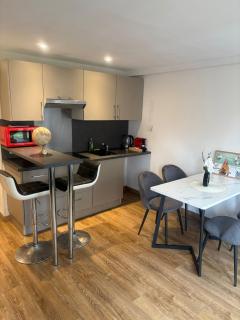 HYPER CENTRE dans remparts vieille ville 1er étage , possible tout faire a pieds - Boulogne-sur-Mer - 7