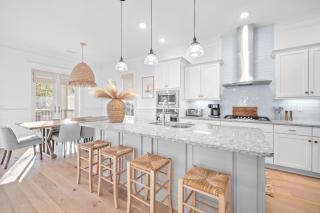 Nomad Beach House by Stay on 30A- Pool, Bikes, Golf Cart - Inlet Beach - 3