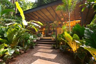 awā Beachfront Hotel - 0