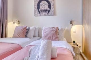 Cannes le Versailles Standing Presta - 2