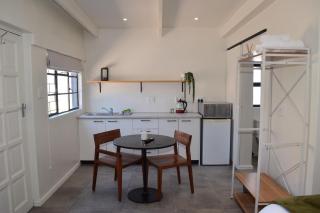 House on Pringle - 6