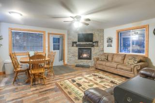 Family Cabin with Fire Pit - 25 Miles to Yellowstone - Island Park - 8