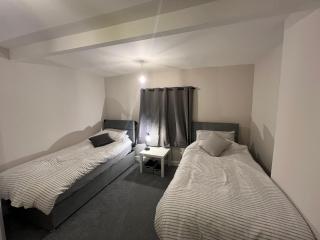 The Refuge, Wendover - Wendover - 1