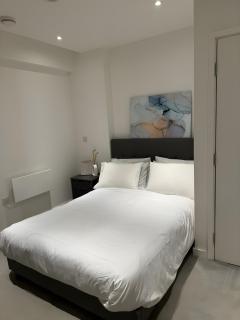 Cozy Apartment With A View - Manchester - 5