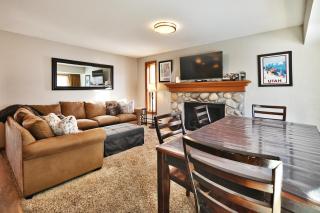 2 br across from Park City Canyons Village Views! - Park City - 2