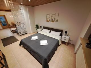 Sonnen 1 - Erdgeschoss-Wohnung mit Arbeitszimmer und Parkplatz - Bexbach - 7