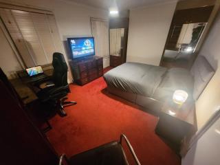 Home away from Home - Thornton Heath - 0
