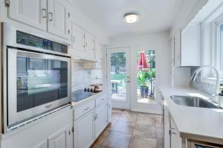 Luxury DC Home with Private Pool, Gym & Garden - 1