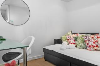 Honeysuckle Apartment with Gorgeous Water Views! - 3