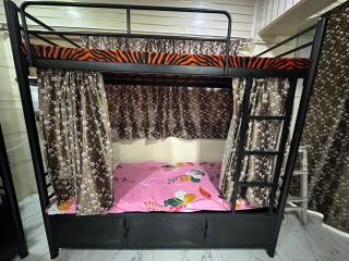 Balaji Dormitory In Andheri - Mumbai - 1