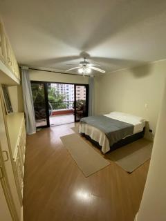 3 suites 3 sacadas 05m da praia Pitangueiras Guarujá - 3