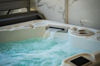 Villa Bono Jacuzzi & Spa - Saint-Laurent-du-Var - 7