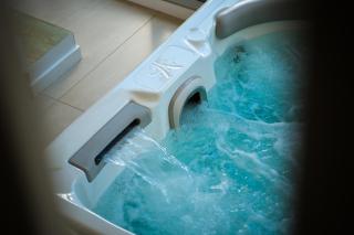 Villa Bono Jacuzzi & Spa - Saint-Laurent-du-Var - 5
