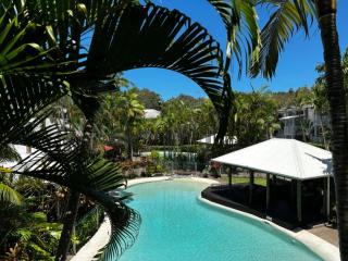 Serenity style and space in tropical surrounds - Noosaville - 5