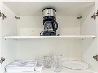 Apto com Ar, Smart TV e Wi-Fi - 5 min da Praia - 9