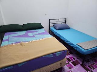 Homestay Zaishazali - Gelugor - 3