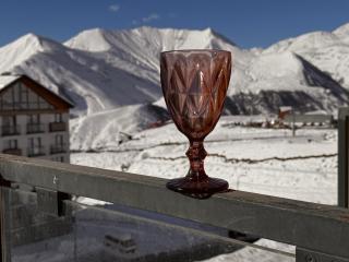 Mountain Caucasus Apartment, New Gudauri - 8