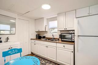 Warm and Cool 1BR house W Denver - 2