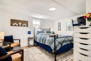Warm and Cool 1BR house W Denver - 1