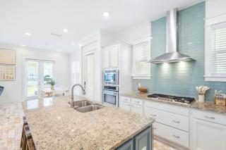 SeaWise by Stay on 30A- Pool, Bikes, Golf Cart - Inlet Beach - 3