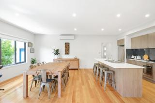 Mingalar - Cowes - 9