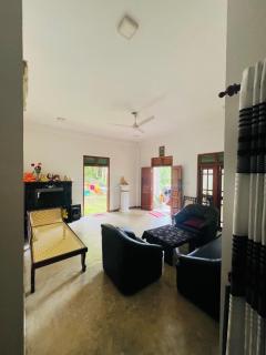 Wasantha holiday Home - Hikkaduwa - 4