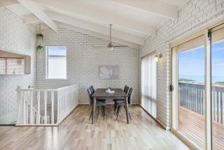 Views on Esplanade I Skate Ramp I Sleeps 12! - 1