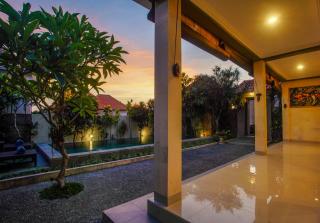 Puri Arta Villa - 8