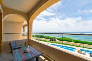 SEA-FRONT VILLA, Isla Mujeres! Stunning Sea Views! - 2