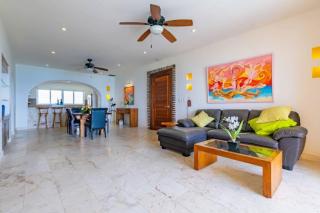 SEA-FRONT VILLA, Isla Mujeres! Stunning Sea Views! - 7