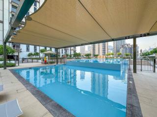 Tick - 2BR Burj Khalifa & Fountain Views Burj Crown - Dubai - 2