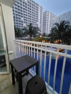 Shore Residences near MOA 1 Bedroom with Balcony and Pool View - Manila - 6