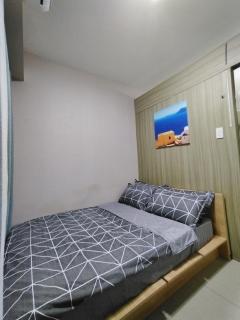 Shore Residences near MOA 1 Bedroom with Balcony and Pool View - Manila - 3