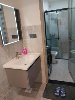 Cozy One Bedroom Furnished Apartment in Lavington Nairobi - Nairobi - 2