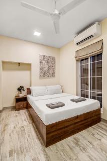 Cleo 1BHK Khar W by The Bombay Home Company - 9