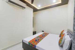 FabHotel Awadh Inn - 2