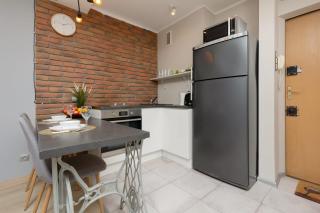 Charming Studio in Warsaw Center with Air Conditioning by Noclegi Renters - Varsovie - 8