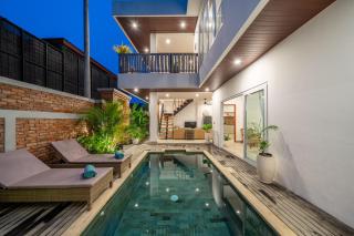 Modern Villa in the Best Spot with an Incredible Pool! - Tumbak Bayuh - 0