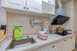 ChengDu JinNiu·ChunXi Road Locals Apartment 00129450 - 1